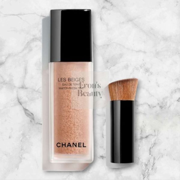 Chanel 新店優惠Les Beiges自然亮肌微精華粉底液- # Light 30ml/1oz