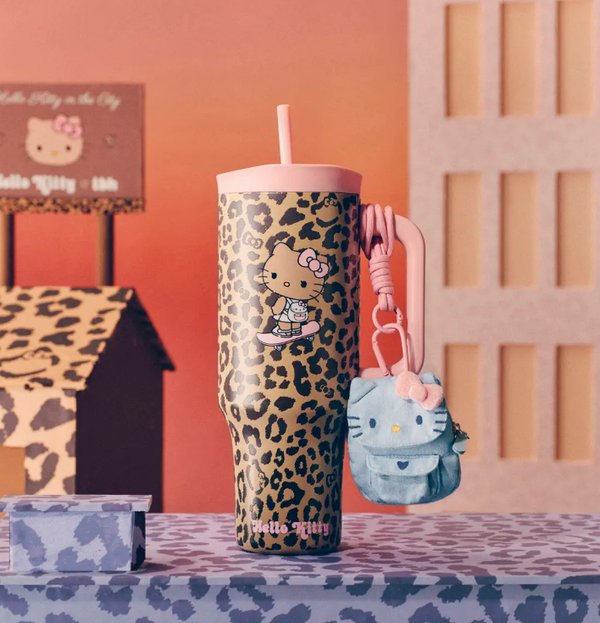 預訂，1星期到港】Hello Kitty x tbh 黑皮y2k 不銹鋼保溫水壺1200ml